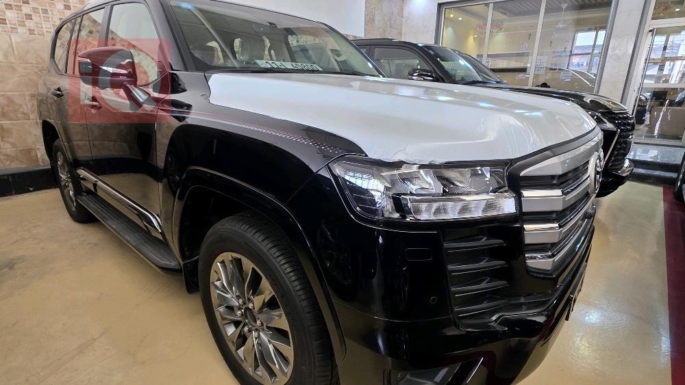 تويوتا لاندكروزر